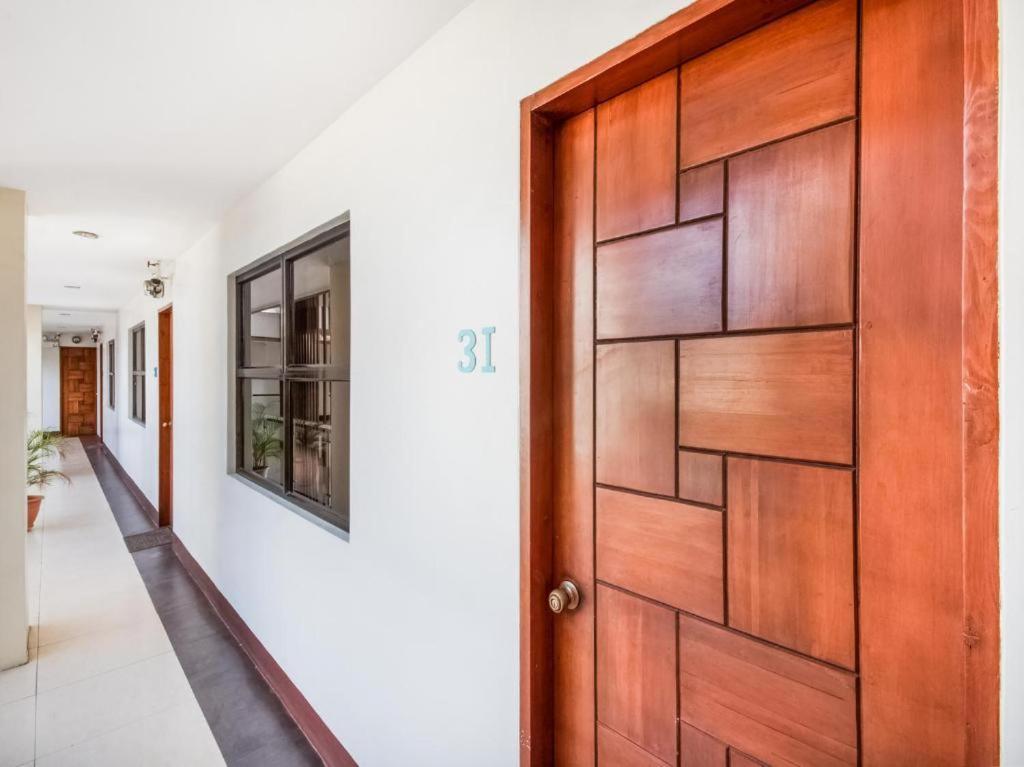 Mca Suites By Hiverooms Cebu Εξωτερικό φωτογραφία